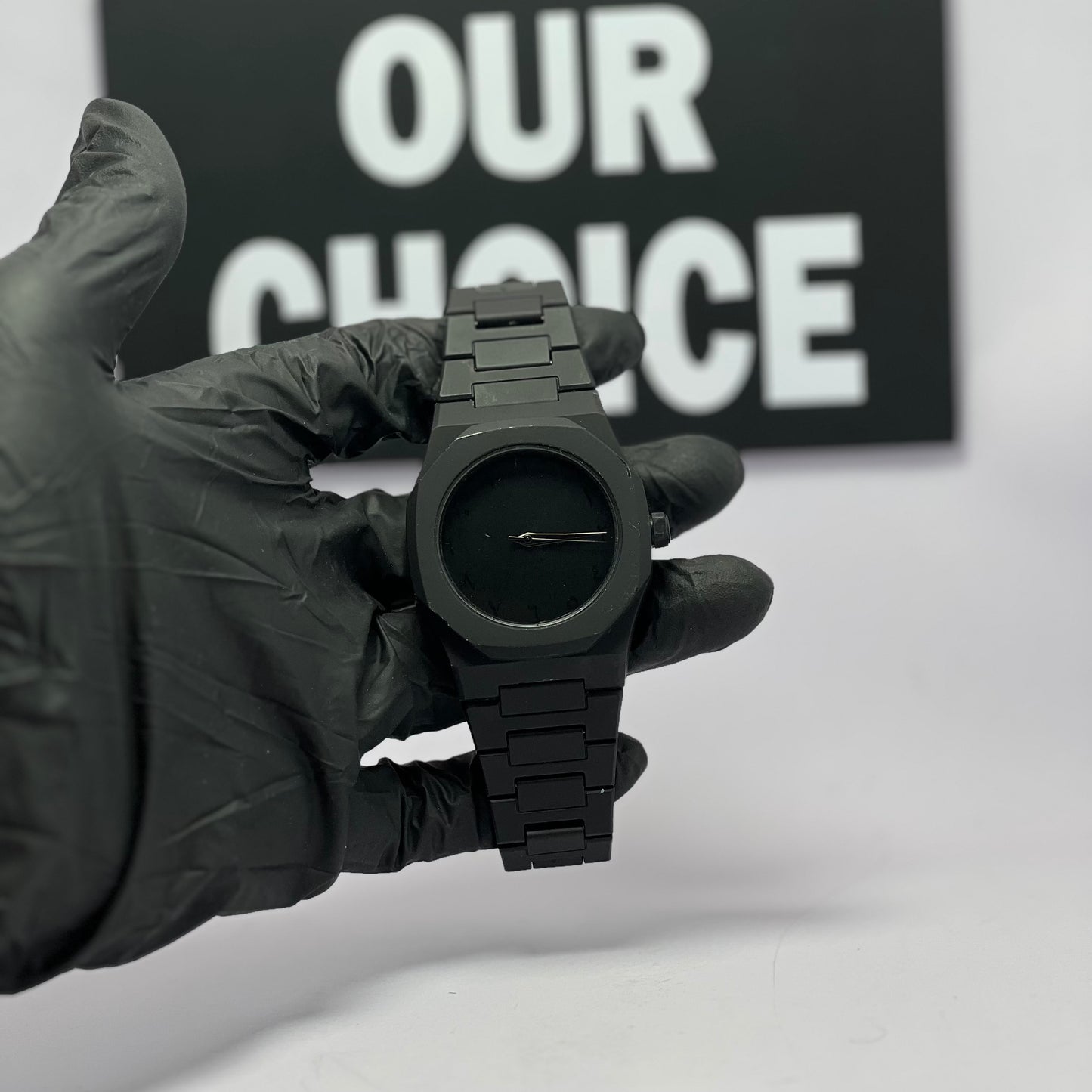Black Aura Watch
