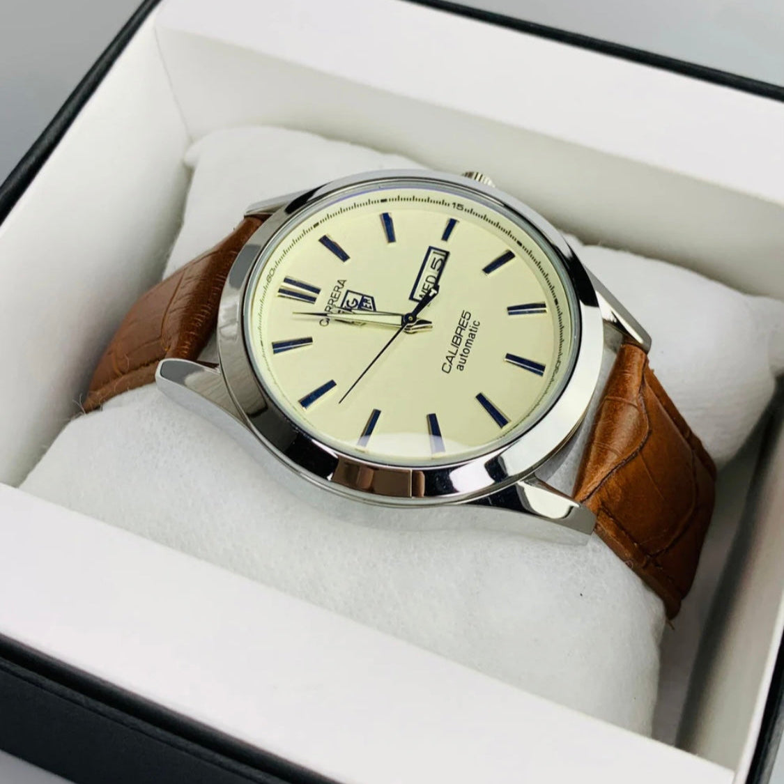 White Tag Model ( Quartz )