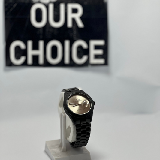 Rolex Black Sharp Classic silver Dail R003